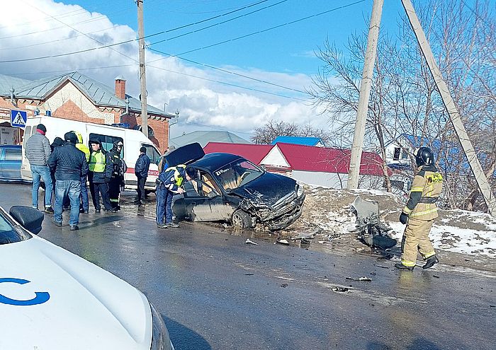 9 ноября 22. ДТП В Пензенской области за последние сутки 2022 года. ДТП Пенза за прошедшие сутки в Пензенской области. Авария Пенза ТЦ лето 2022. Аварии Пенза воскресенье 6.11.2022.