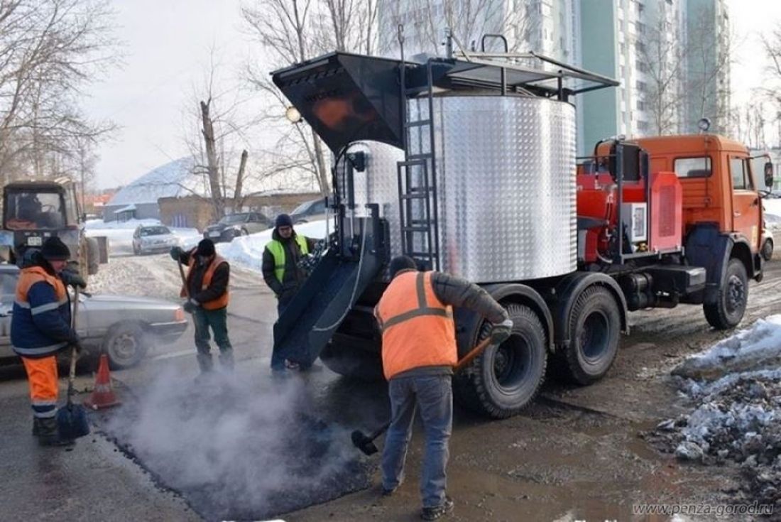 В Пензе назвали улицы, где в понедельник начнут ямочный ремонт