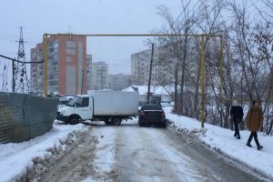 В пензенском районе ГПЗ движение заблокировала «ГАЗель»