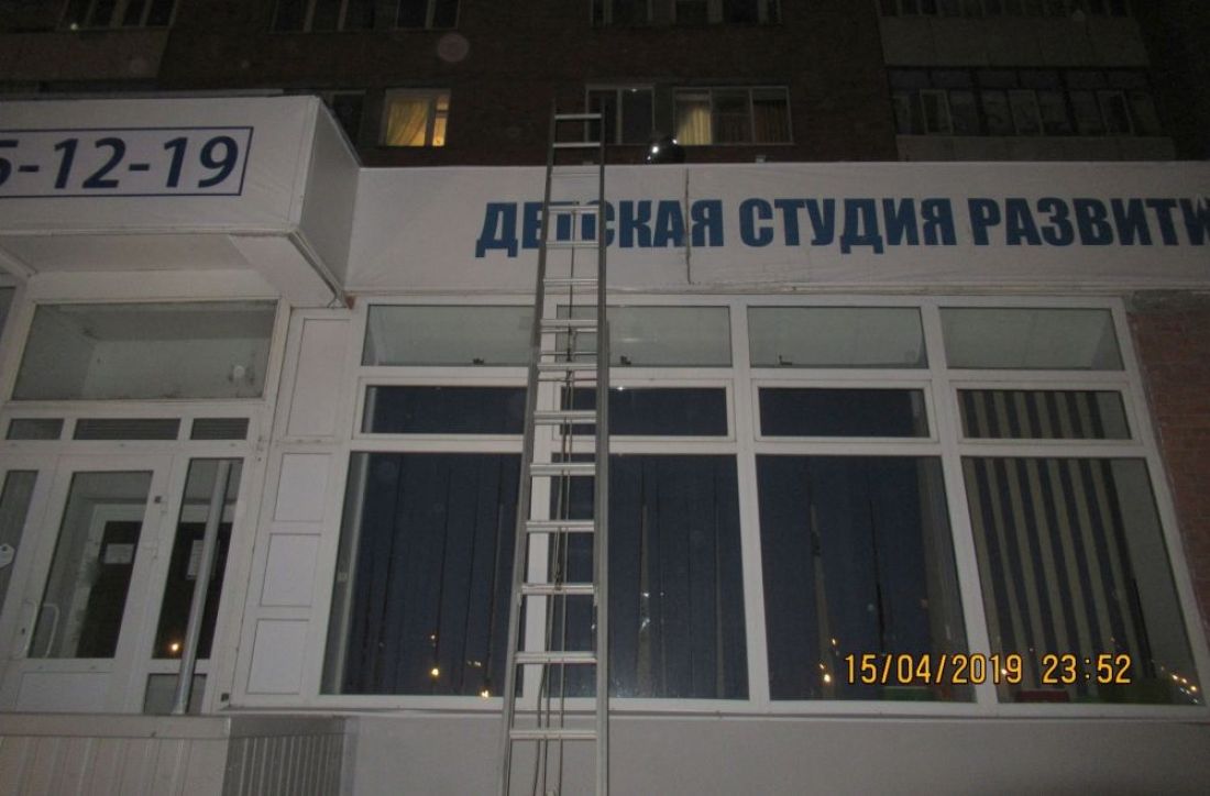 Разбился мужчина, выпавший из окна 8 этажа на улице Глазунова в Пензе