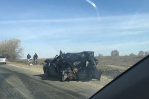На федеральной трассе под Пензой две легковушки превратились в хлам после столкновения