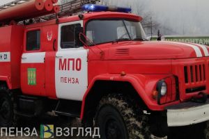 В Пензенской области легковушка влетела в дорожный  знак и загорелась