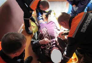 В селе под Пензой женщина не смогла выбраться после падения в погреб