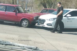«Яндекс. Такси» не пропустил. Пензенцы рассказывают об аварии в микрорайоне Арбеково