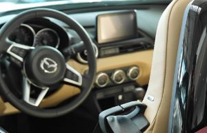 В Пензе за рулем «Mercedes» поймали пьяного молодого мужчину