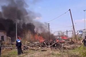 Опубликовано видео с места пожара в районе пензенской железнодорожной станции