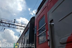В предобморочном состоянии студентку-проводницу из Пензы сняли с поезда