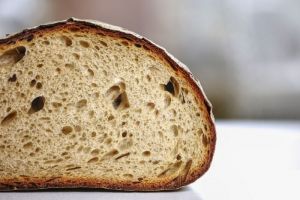 Пьяный житель Пензенской области забрался в чужой дом за едой