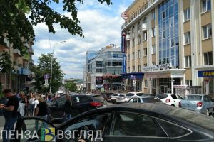 В Пензе после тревожных сообщений оцепили более десяти крупных объектов