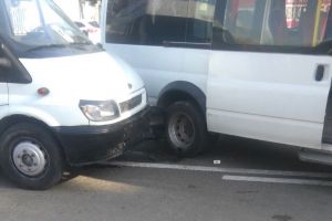 У автовокзала в Пензе сразу две маршрутки попали в ДТП