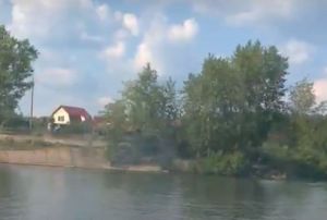 Под Пензой подростки устроили пожар и скрылись на велосипедах. Видео