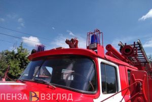 Полиция выясняет обстоятельства ЧП с загоревшейся машиной в Спутнике