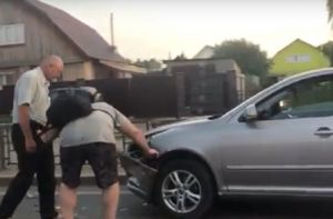 У «Терновского куста» в Пензе в ДТП попали три автомобиля. Видео