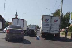 «Урицкого постепенно забивается!» ДТП в центре Пензы спровоцировало пробку