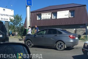 Возле Сурского моста в Пензе два «ВАЗа» угодили в жесткое ДТП