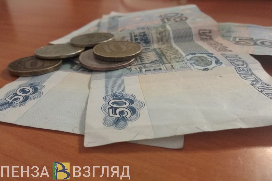 Пензенский таксист украл у пассажирки кошелек с деньгами