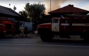 Очевидцы сняли на видео пожар в Кузнецке Пензенской области