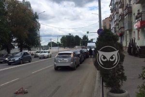 Работает «скорая помощь». В центре Пензы произошла массовая авария