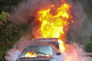 В Пензенской области ночью горели два автомобиля