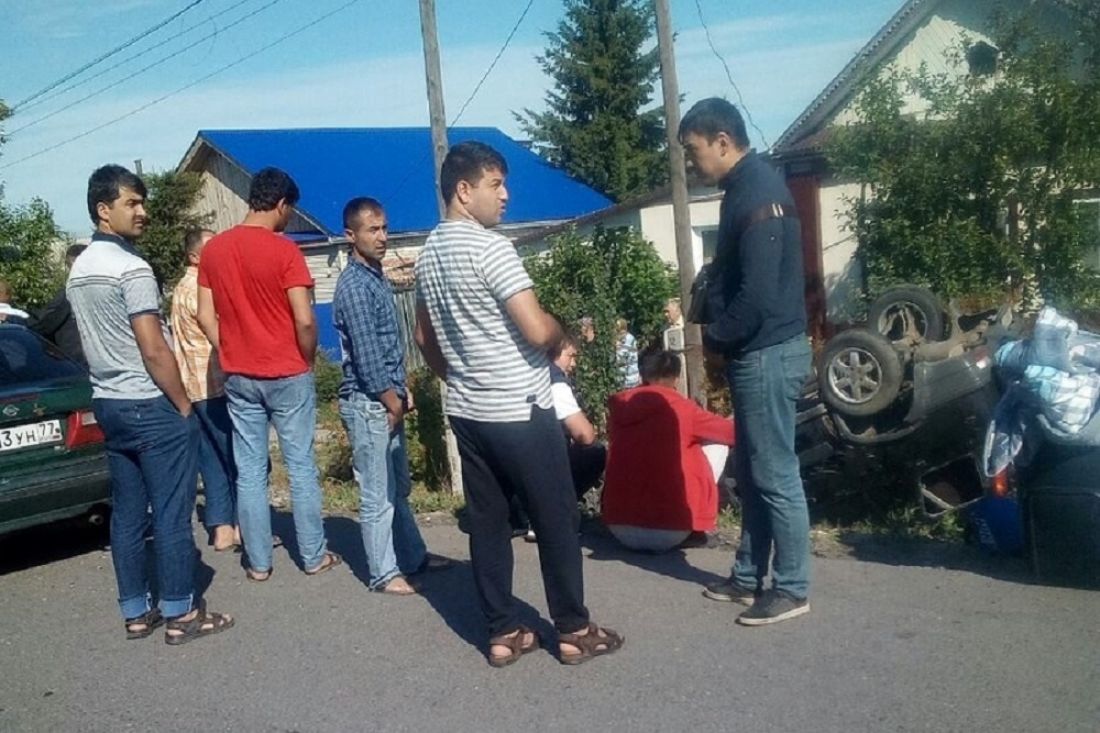 В пензенском УГИБДД прокомментировали аварию с перевернутой машиной