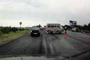 Появились фото с места страшной аварии на трассе в Кузнецком районе