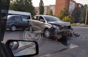 Из-за ДТП с мотоциклистом на «Севере» в Пензе перекрыта дорога в одну сторону