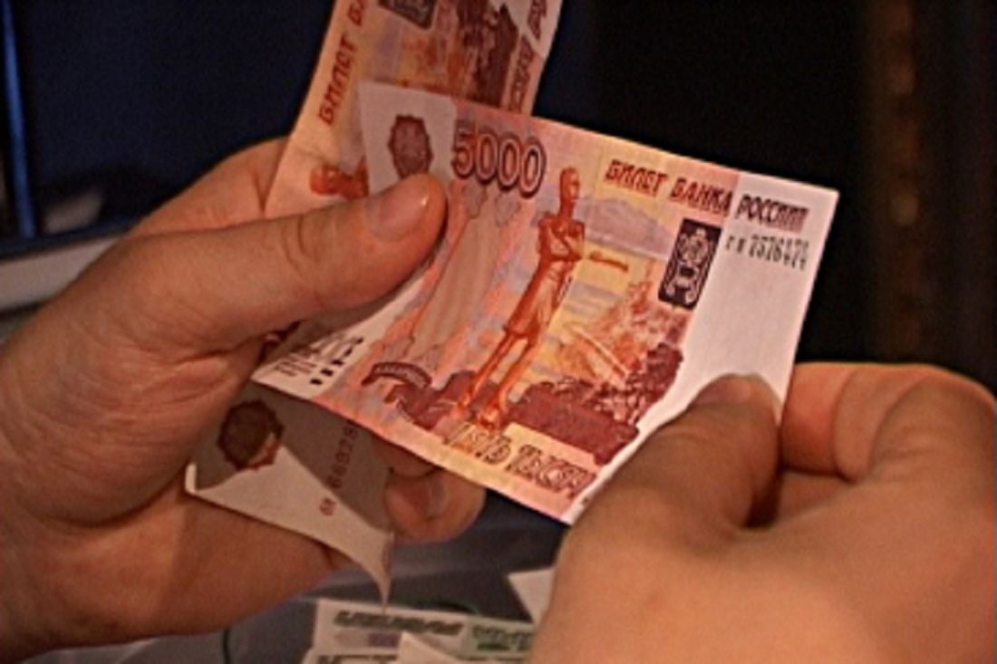 Пытаясь сохранить деньги, пензячка лишилась почти 50 тысяч рублей