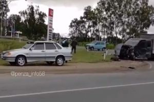 Последствия жесткой тройной аварии под Пензой попали на видео