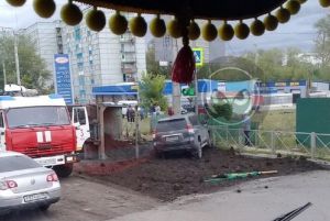 Стало известно, кто пострадал в ДТП с перевернувшимся грузовиком в Пензе