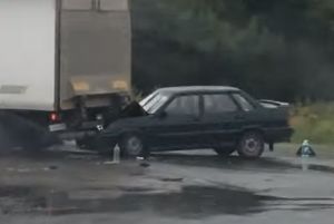 Появилось видео с места жесткой аварии в Ухтинке