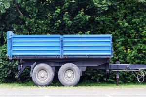Жительницу Пензенской области лишили денег при продаже прицепа