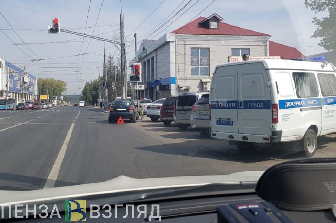 В Заводском районе Пензы иномарка сбила велосипедиста