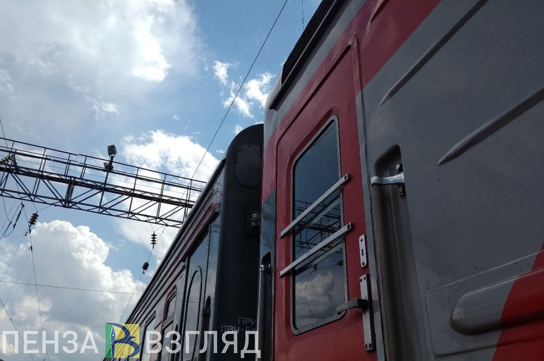 Ехавший в Пензу поезд сбил старушку