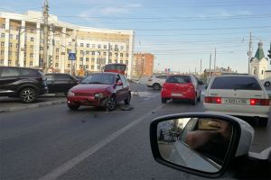 «Калина» красная разбилась в центре Пензы. Фото