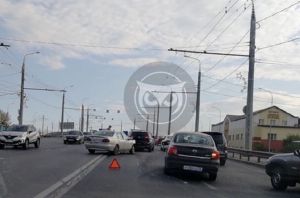 Из-за ДТП на Терновском мосту в Пензе образовалась пробка