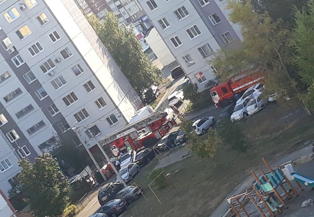 Из задымленной квартиры в Пензе спасли женщину