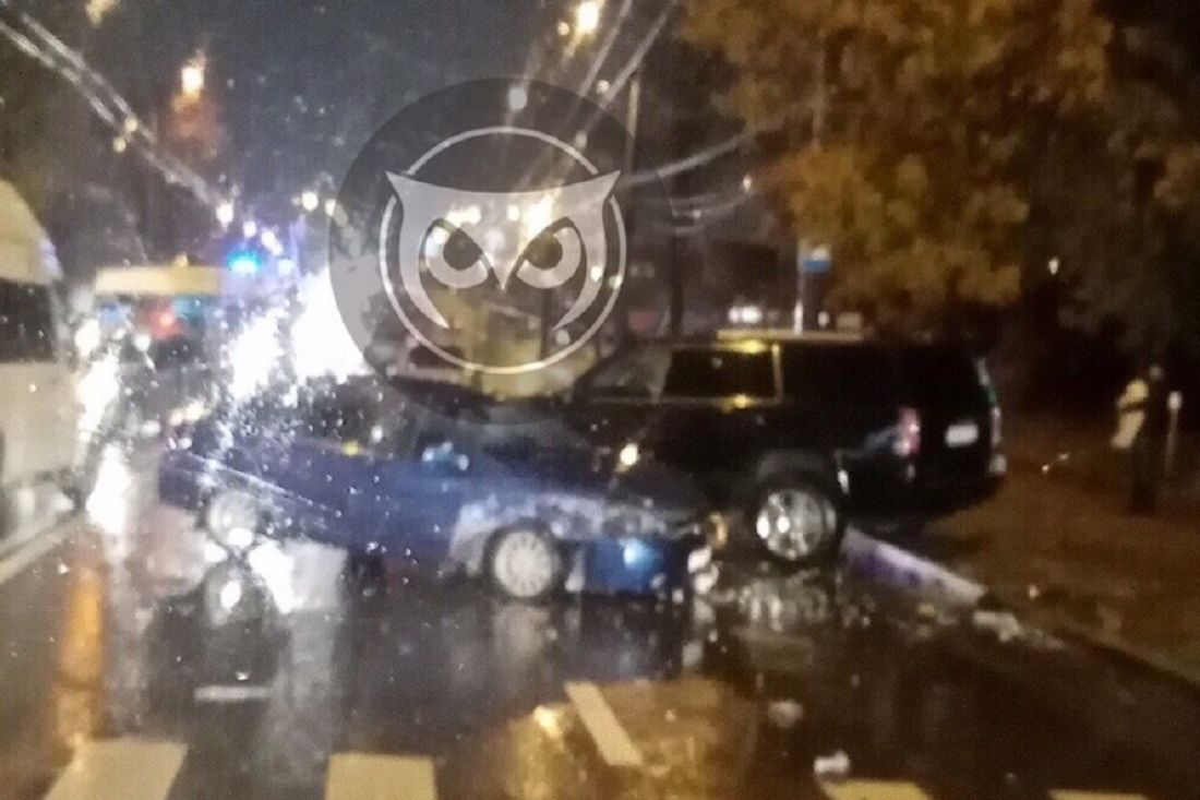 На улице Гагарина в Пензе произошла тройная авария