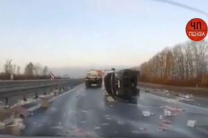 Появилось видео с места аварии с четырьмя машинами под Пензой