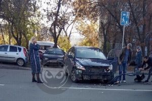 На улице Калинина в Пензе из-за ДТП образовалась пробка