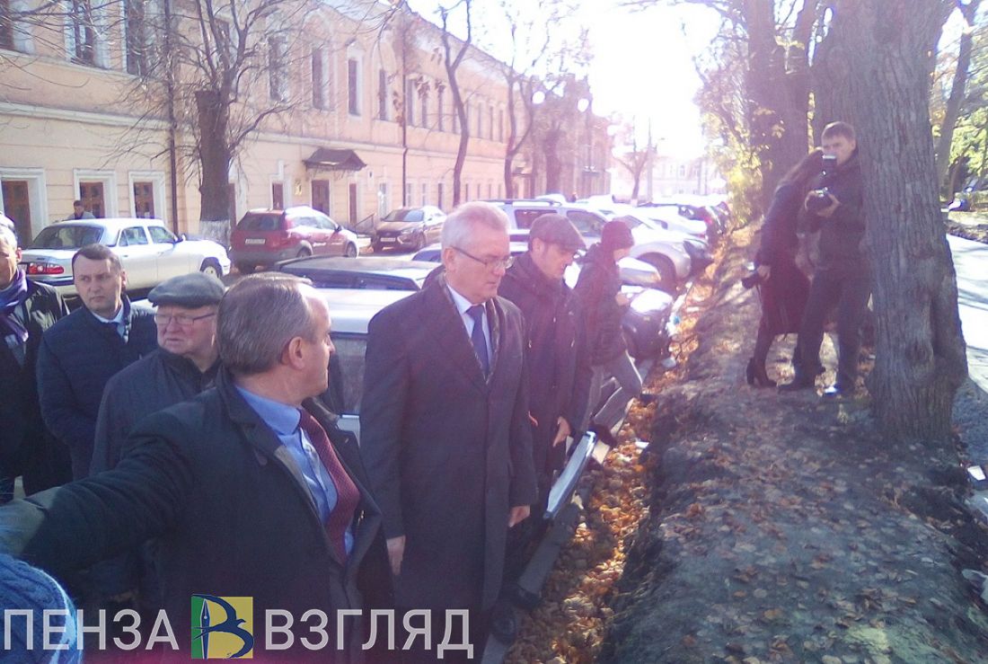 Улицу Белинского в Пензе застроят парковочными карманами