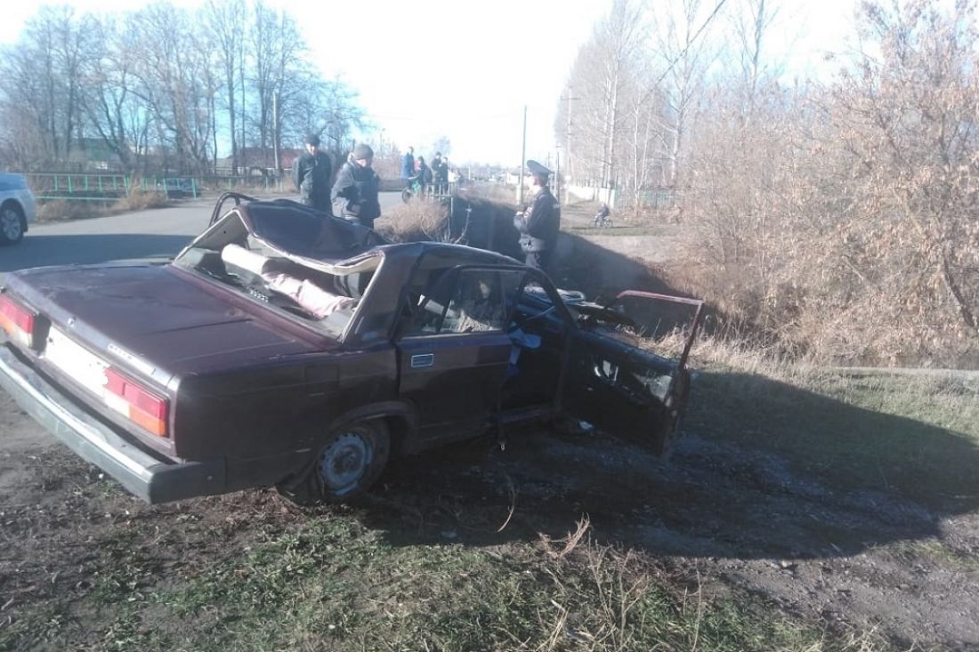 Два человека погибли в страшной аварии в Пензенской области. Фото