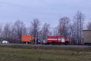 Появилось видео с искореженной легковушкой в Белинском районе