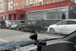 Появились фото с места массовой аварии в центре Пензы