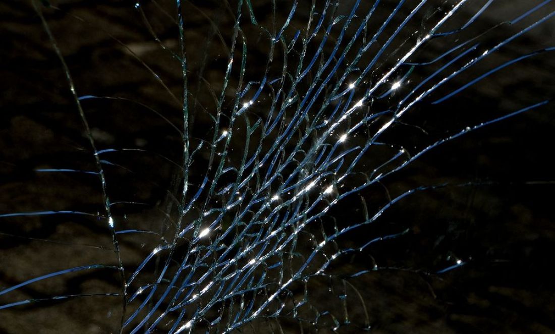 В Пензе «ВАЗ» после столкновения с грузовиком остался без передней части