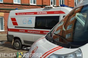 В Пензе иномарка наехала на двух подростков