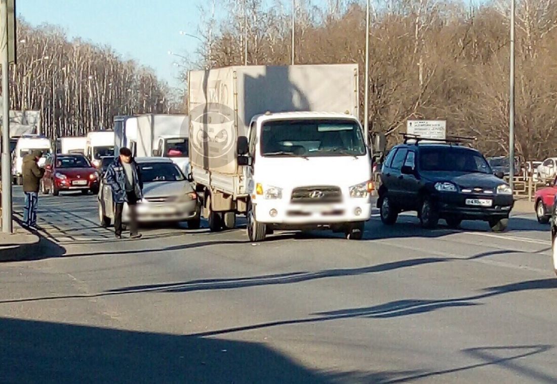 Причиной огромной пробки на улице Окружной в Пензе стала авария