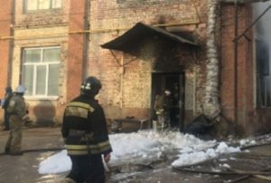 В Кузнецке на предприятии вспыхнул поролон