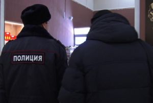 В Пензе в магазинах выявили факты продажи снюса. Видео
