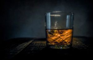 Сердобчанин хотел разжиться виски на халяву, но у него не получилось