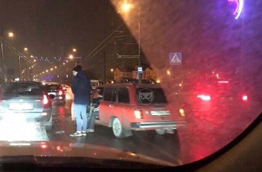 ДТП спровоцировало пробку в пензенском микрорайоне Терновка